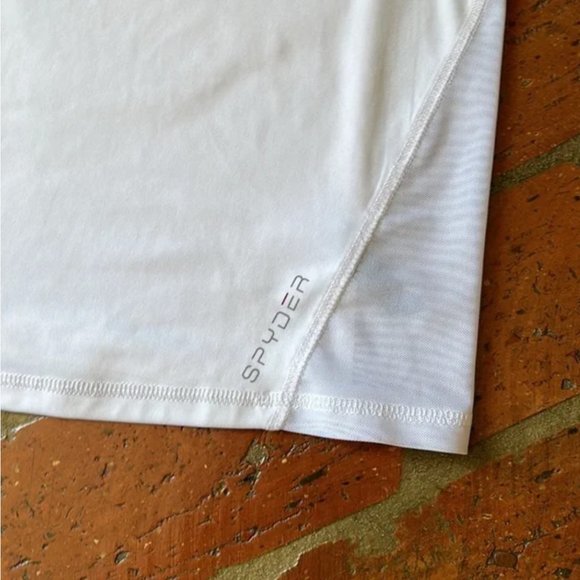 SPYDER Women's Short Sleeve w/ Back Opening & Mesh Insert top szM - Picture 9 of 13